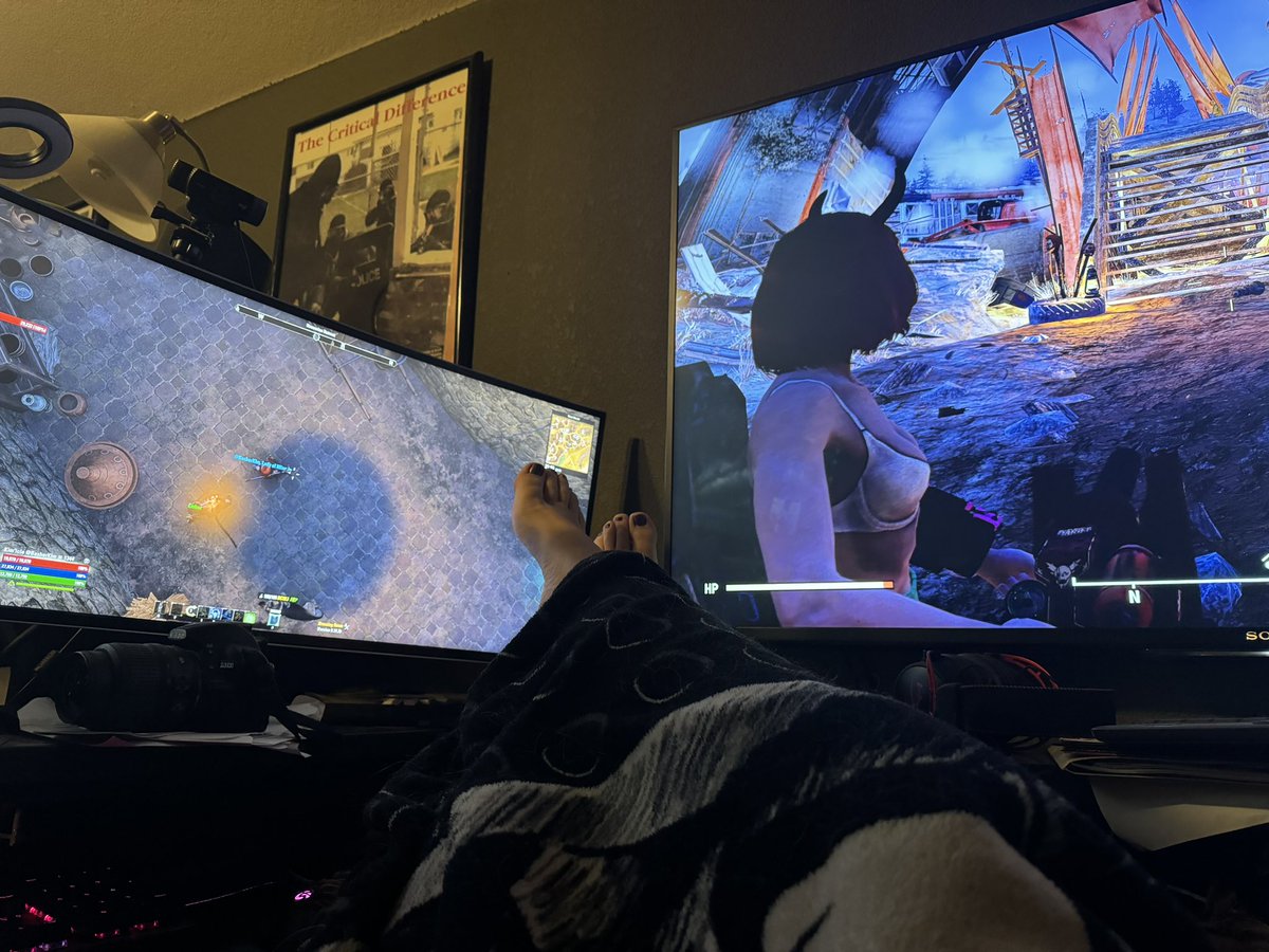 BasherKim's tweet image. After 10 days of work and travel to visit my brother, finally back in my sweet spot! Trouble is…what do I play??? ESO Gold Road? WoW (or WoW beta?)? Fallout 76? 

#basherkim #gamermom #gamergirl #gamerfamily #xboxgamer #pcgamer
