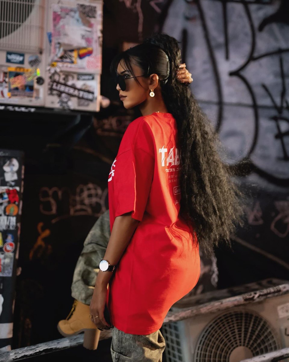 葉山潤奈 tweet media