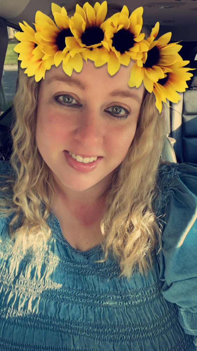 karried_away's tweet photo. Happy Summer Solstice 🌻 https://t.co/SIYE0KymBi