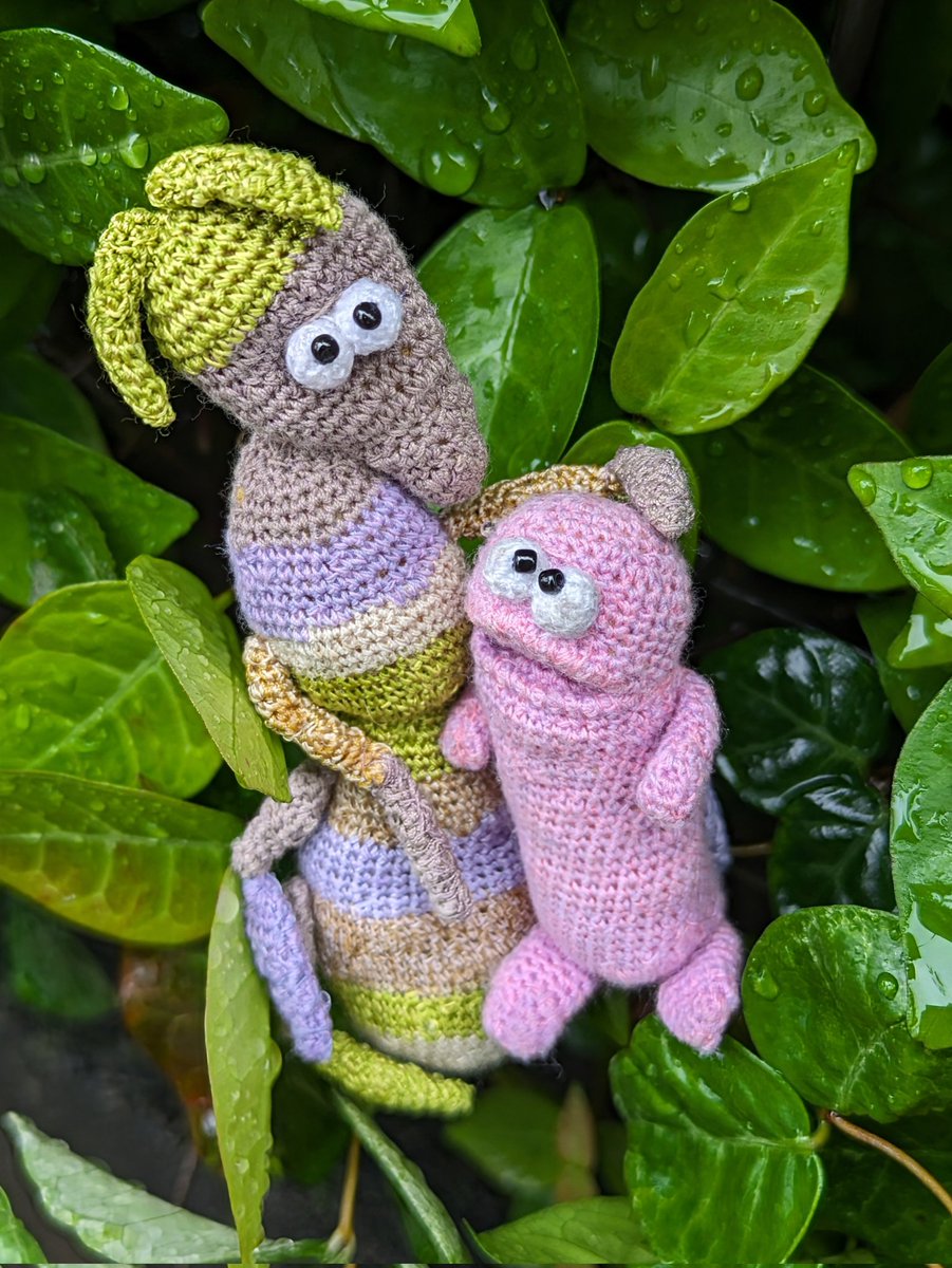 #魚ウインナ妖怪
#妖怪虫

「話したい」には必ず「聞いてもらいたい」がセットになってる。

「聞く」「聴く」「訊く」
音的には同じだが、意味の違いはデカいな…と最近改めて考えさせられてる。