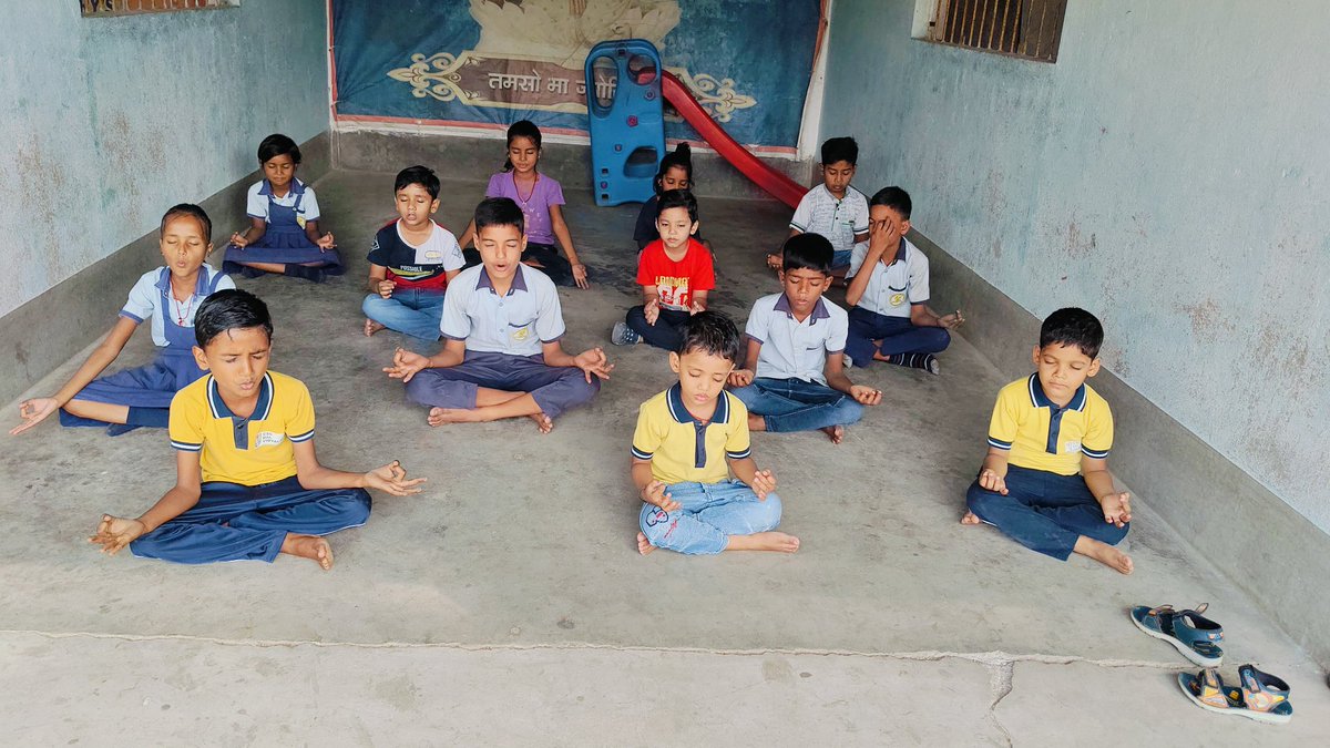 Yoga Day celebrated by Kids of Growing Kids CSC Bal Vidyalaya, Rajdhanwar of Little Luminary's Public School <a href="/VikramV05986686/">Vikram Verma</a> <a href="/CSC_Giridih/">CSC GIRIDIH</a> <a href="/CSCegov_/">CSCeGov</a> <a href="/jh_csc/">JH-CSC’s Media Page</a> <a href="/anupam7773/">𝓐𝓷𝓾𝓹𝓪𝓶 𝓤𝓹𝓪𝓭𝓱𝔂𝓪𝔂</a> #YogaFitness <a href="/rupeshkumar796/">RUPESH  KUMAR</a> <a href="/pappu_csc/">PAPPU KUMAR</a> <a href="/TeleLaw_/">Tele-law</a> <a href="/ceo_csc/">CEO_CSC e-Governance</a> <a href="/academy_csc/">CSC Academy</a>