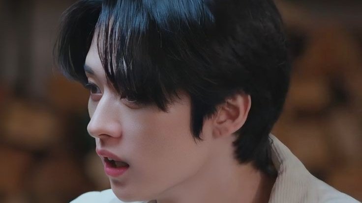 efiesse ೀ. tweet media