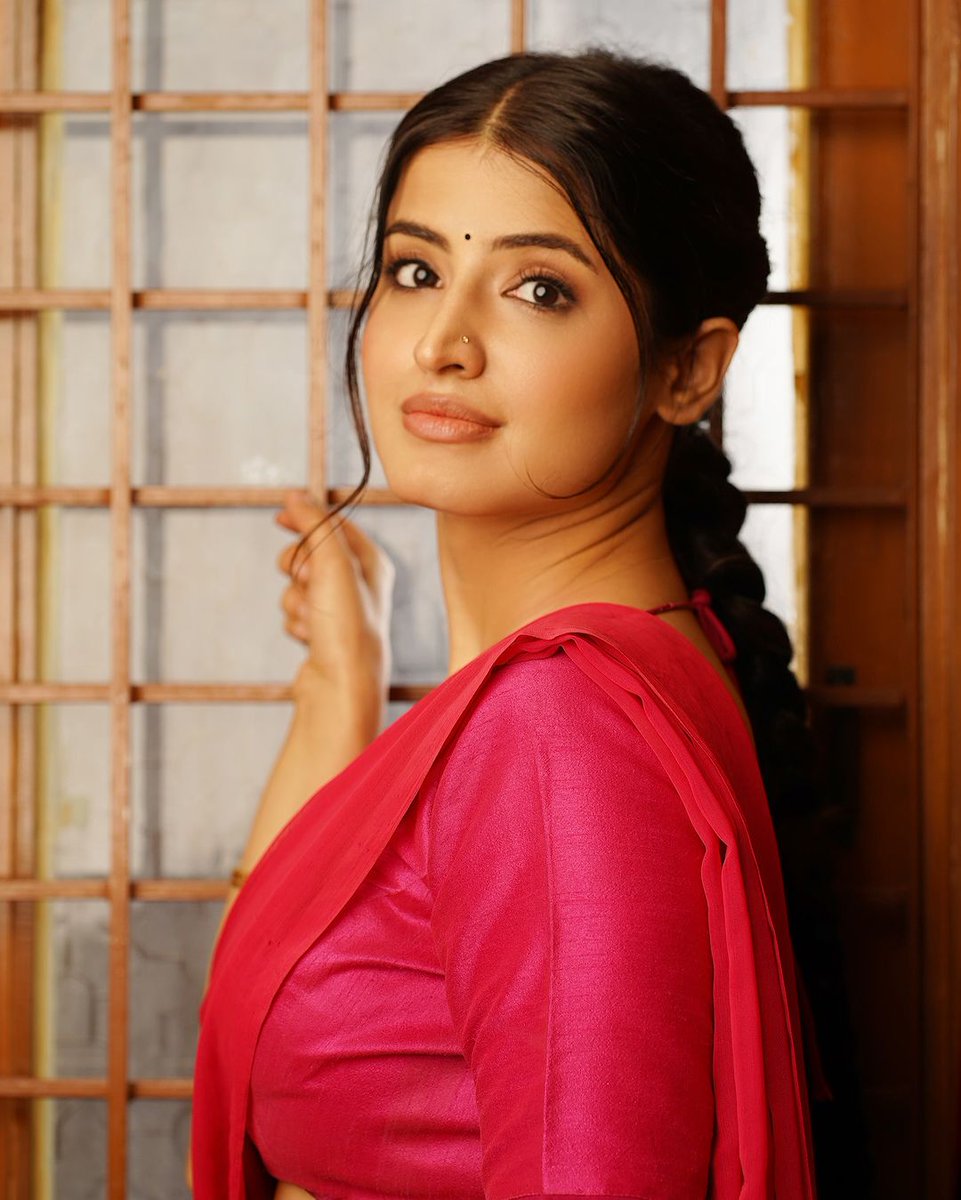 ActrezHub's tweet photo. #VinaliBhatnagar #Vinali https://t.co/tm4ESrMdDL