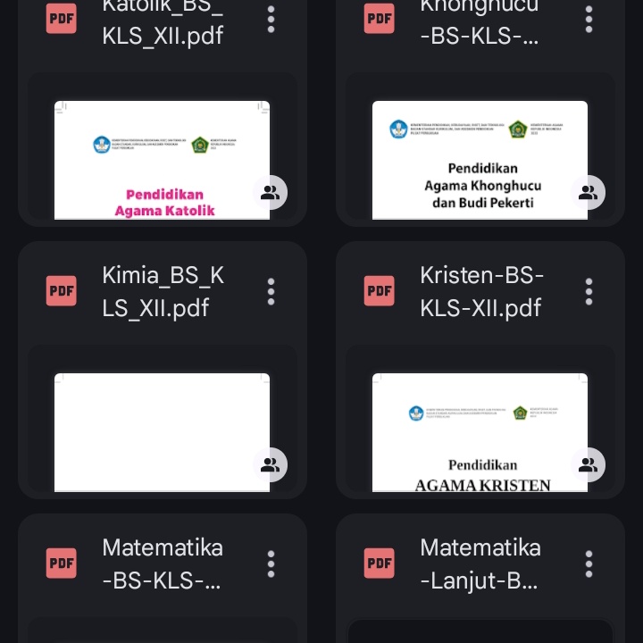 Haloo ini aku ada arsip buku paket kelas 12 (kurmer) 
╰┈➤ sumber ny dr kemdikbud.go.id

Barang kali ada yg mau curi start duluan,,, link ny ku taro bawahh yaahh smg bisa bermanfaat ⭐3⭐

🖇⋆˙ drive.google.com/drive/folders/…