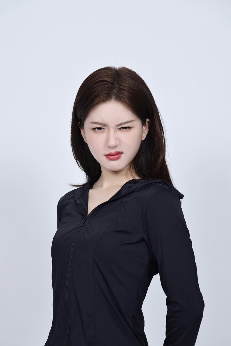 #ZhaoLusi’s studio shares new pics

More - weibo.com/7327934610/504…