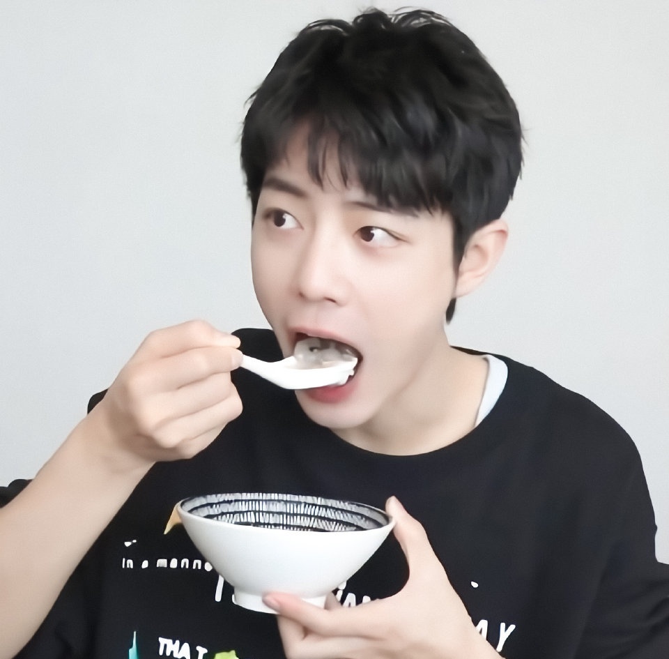 eye2i2's tweet photo. 와앙 https://t.co/dwVEMW8xhX