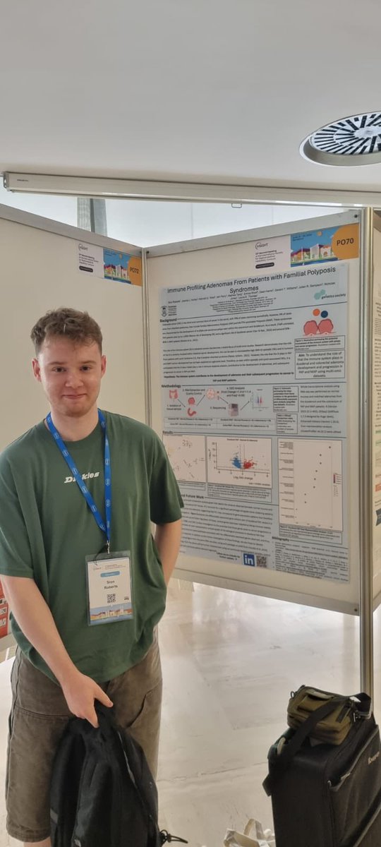 <a href="/Ibennett2900/">Imi</a> &amp; Sion Robert’s presenting their posters <a href="/insightmeeting/">InSiGHT</a> in Barcelona. Amazing scientific programme, lovely city and great to catch up with <a href="/EHTGtweets/">EHTGtweets</a> friends. A big thanks to <a href="/GenSocUK/">The Genetics Society</a> for generous travel funding!