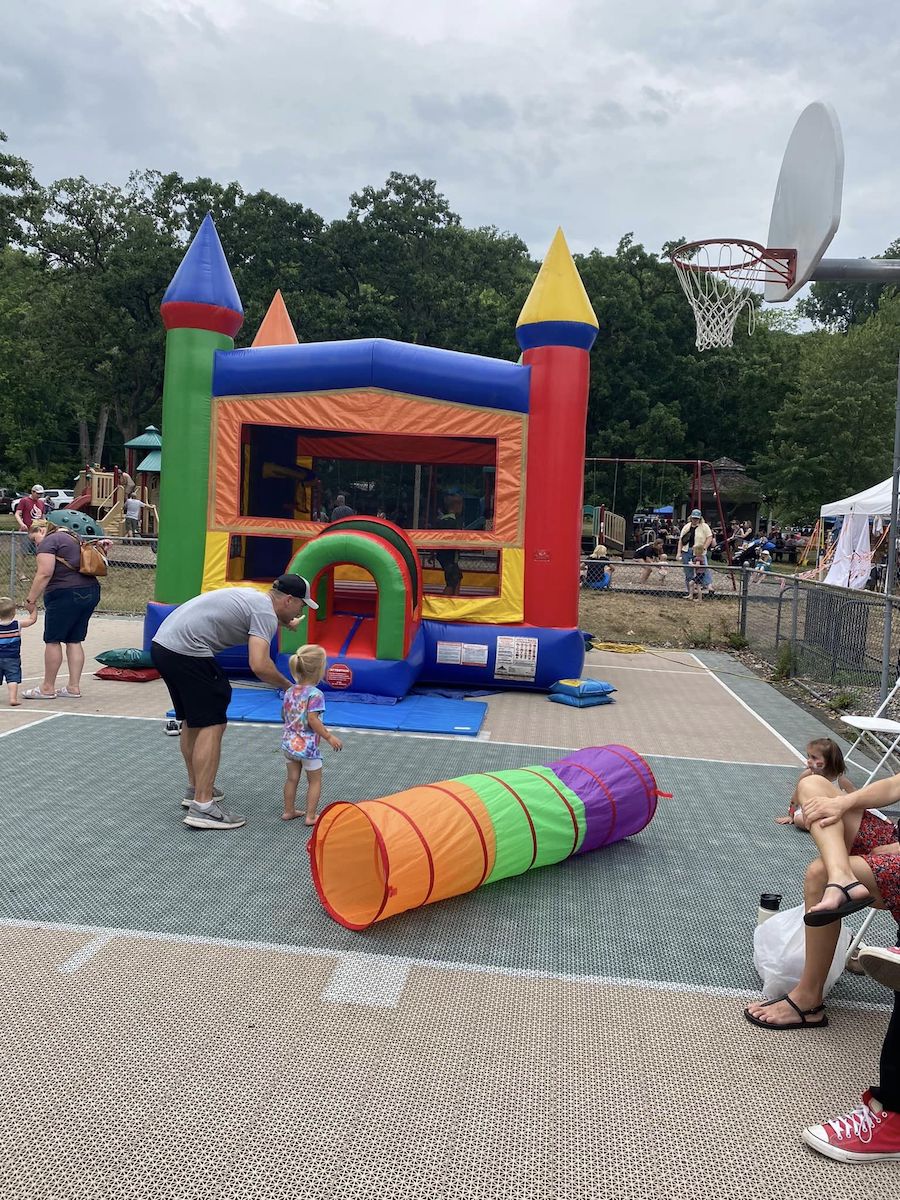 Afton Strawberry Festival  in Historic Afton in the St. Croix River Valley happens 6/22-23 with live music, great food, inflatables, eating contests, vendors &amp; more! (Slso be sure to stop by Selma's for their amazing ice cream.) thriftyminnesota.com/afton-strawber…