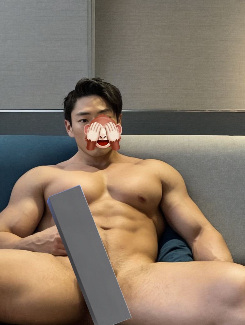 Taro9361's tweet photo. 俺とやりたい人いませんかー
意外とぽちゃも好きです笑
もっと見たい人リツイートください！ https://t.co/VbQ7Q7PQ5E
