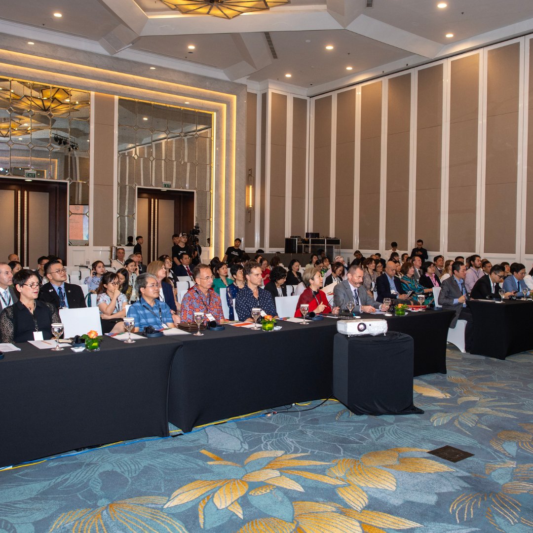 University of Sydney (@sydney_uni) on Twitter photo We are proud to announce the launch of the <a href="/SydVietInst/">SydneyVietnamInstitute</a>; a multidisciplinary research and engagement hub which marks the next chapter in the University’s research in the region.
“As our flagship research initiative in Vietnam, it will support current and future leaders, and be a We are proud to announce the launch of the <a href="/SydVietInst/">SydneyVietnamInstitute</a>; a multidisciplinary research and engagement hub which marks the next chapter in the University’s research in the region.
“As our flagship research initiative in Vietnam, it will support current and future leaders, and be a