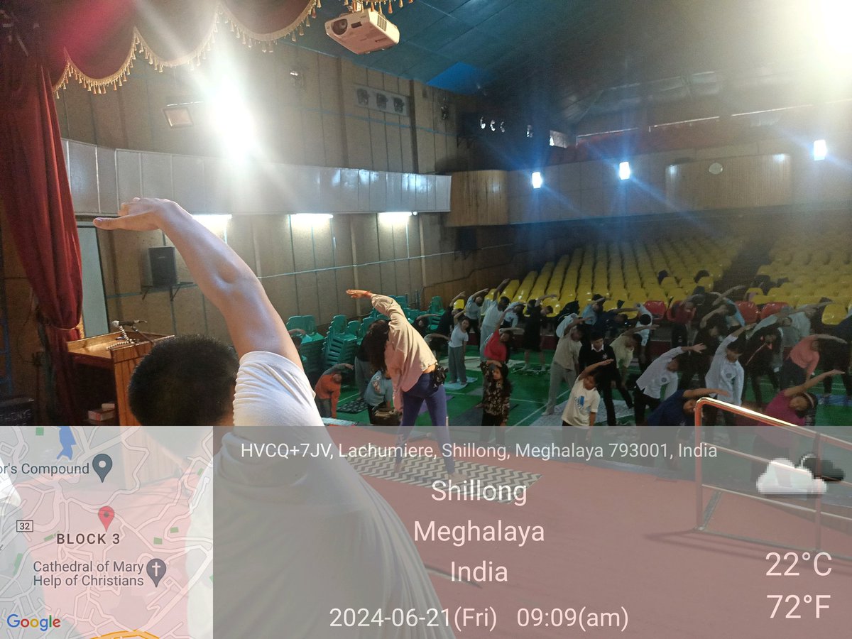 NSS_SAC_SH's tweet photo. Celebrating International Yoga Day! Our NSS unit and Health &amp; Wellness Committee at St. Anthony's College came together to observe this special day on campus. We embraced the power of yoga, promoting physical and mental well-being for all. https://t.co/jTfCrX8aLZ