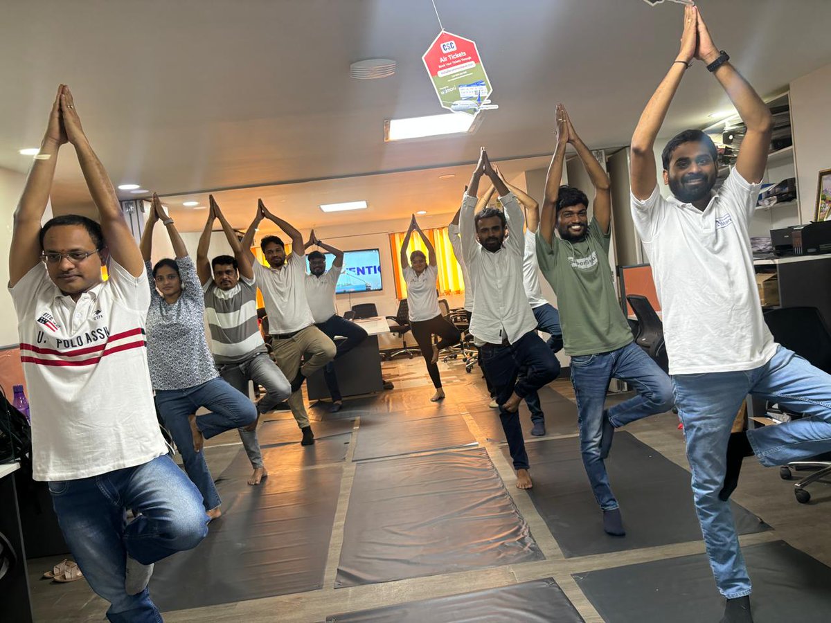 CSC SPV Telangana (@csctelangana) on Twitter photo Celebrating 10th International Yoga Day at CSCSPV State Office Telangana🧘🧘♀️🧘♂️.
<a href="/CSCegov_/">CSCeGov</a>
<a href="/CSCSPV_Health/">CSC Health</a>
<a href="/moayush/">Ministry of Ayush</a>
#CSCPeYoga
#YogaForSelfAndSociety
#IDY2024
#CSCYogaWithFamily Celebrating 10th International Yoga Day at CSCSPV State Office Telangana🧘🧘♀️🧘♂️.
<a href="/CSCegov_/">CSCeGov</a>
<a href="/CSCSPV_Health/">CSC Health</a>
<a href="/moayush/">Ministry of Ayush</a>
#CSCPeYoga
#YogaForSelfAndSociety
#IDY2024
#CSCYogaWithFamily