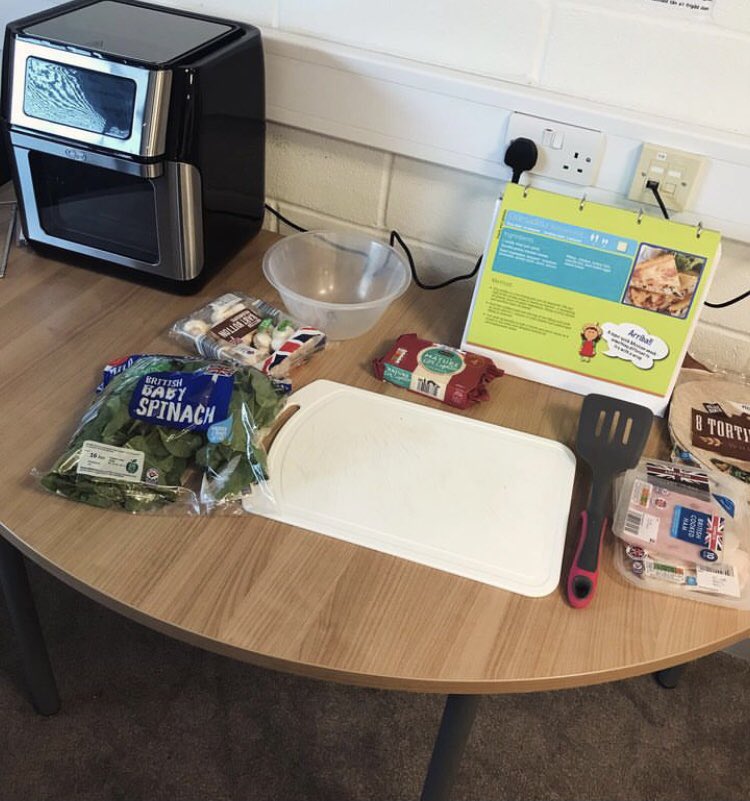 Claire Dutton tweet media