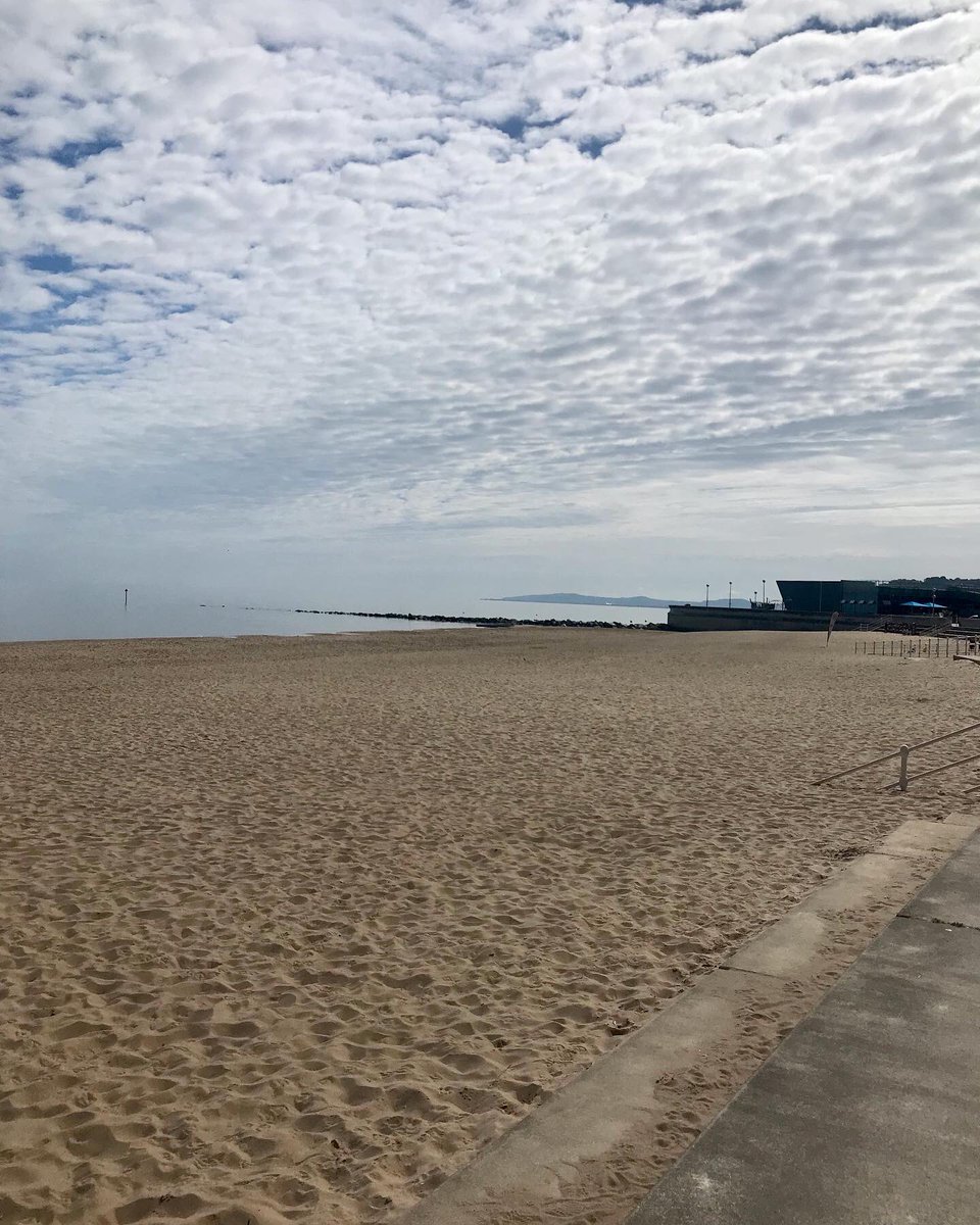 Claire Dutton tweet media