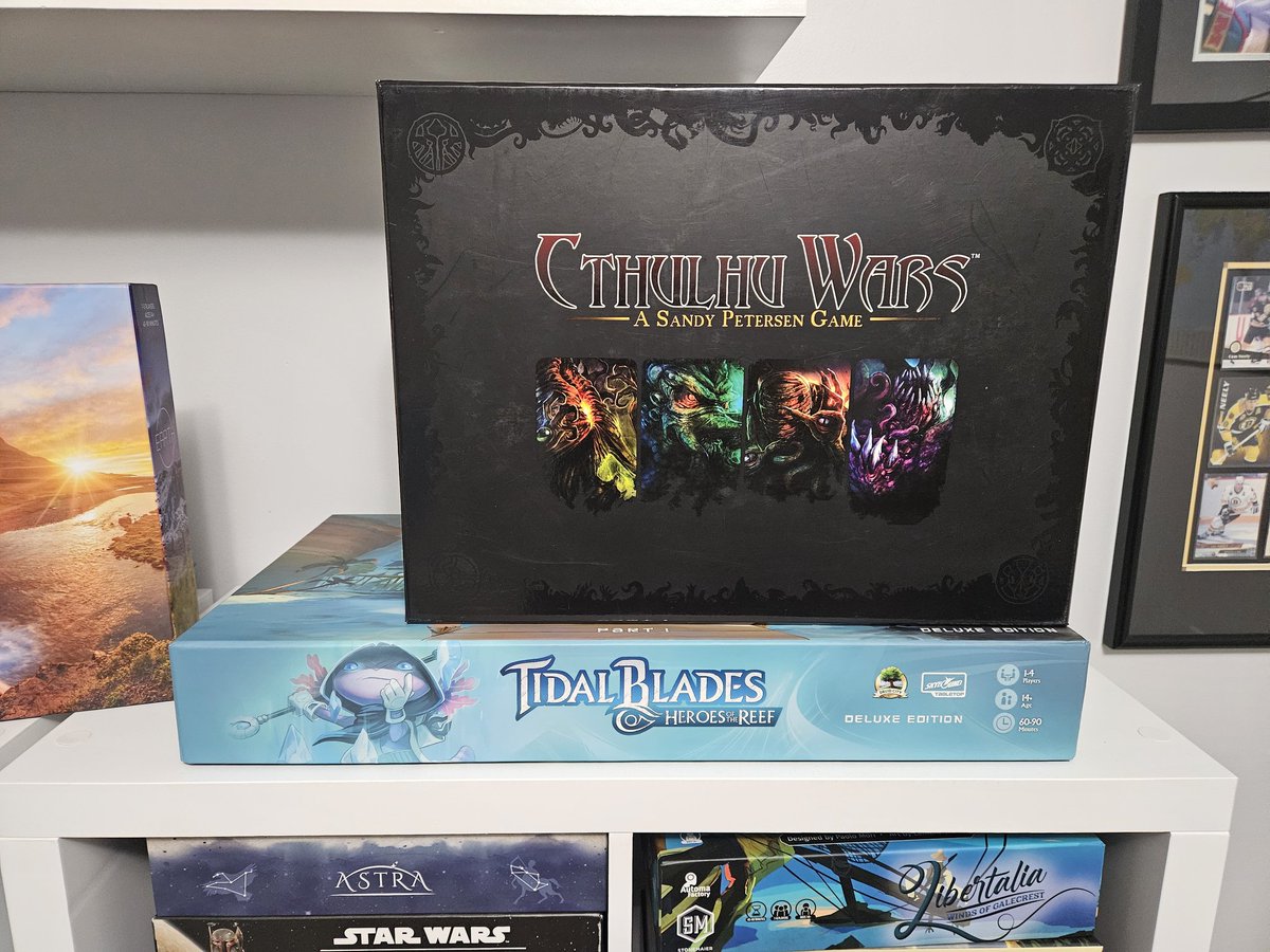 Although not as bulky as Cthulhu Wars, that Tidal Blades box is H-U-G-E!!

Can't wait to dive into the various options this game has and I can't believe I missed picking it up the first time around!