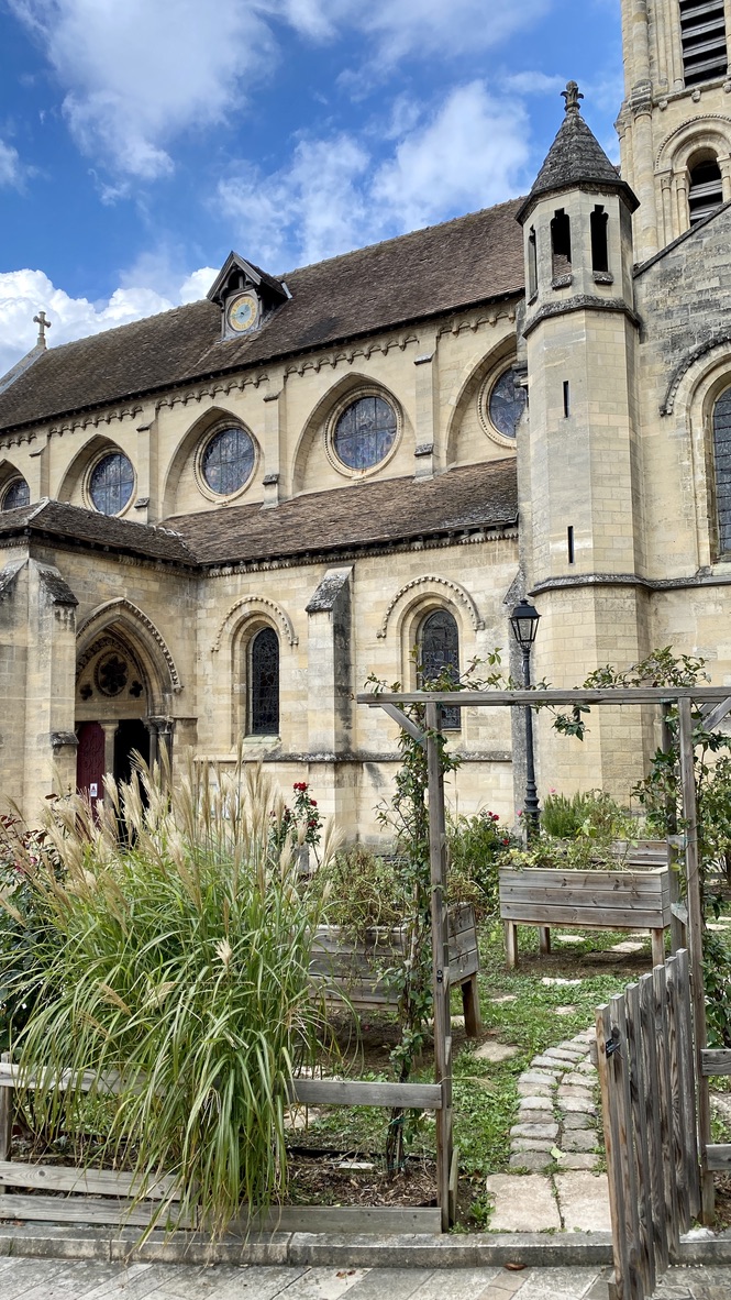 RendrFrance's tweet image. 📢 L&apos;équipe Rendr se réunira demain dans une commune de la région @iledefrance pour le lancement d&apos;un nouveau parcours ! ✨

A votre avis, de quelle ville s&apos;agit-il ❓

💡 La réponse en images !

📸 Emma Thévenot

#tourisme #iledefrance #applicationmobile