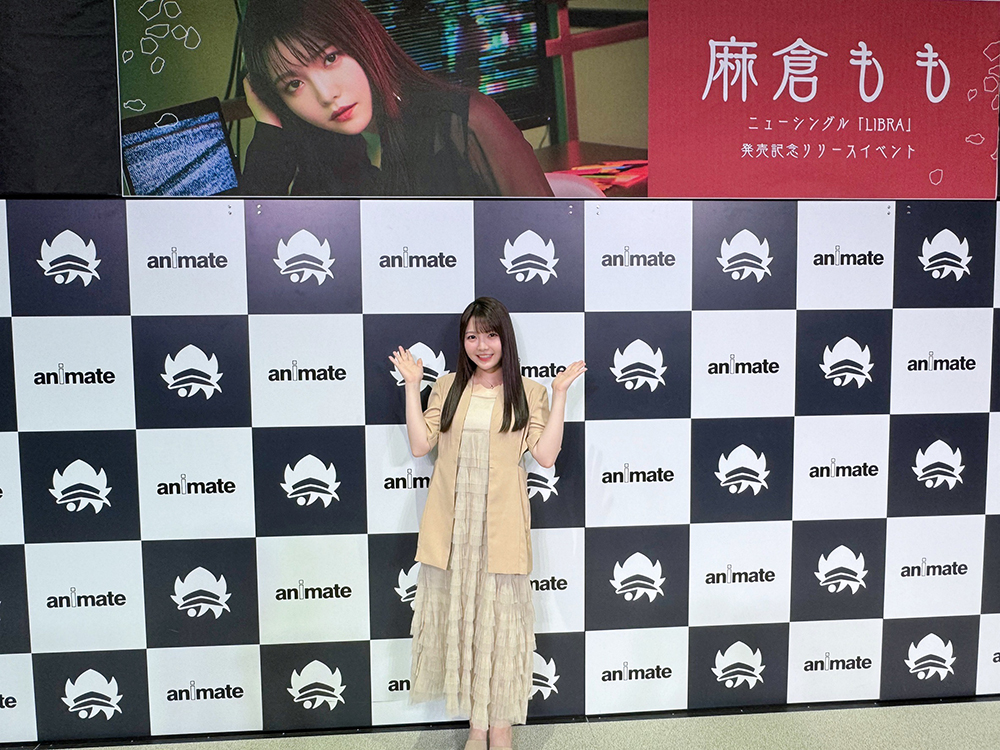 momochan コメント大歓迎ページ 可愛いって言われたい🎀🎶 かわいい？？✨ おすわりver.((Ủ・x・Ủ