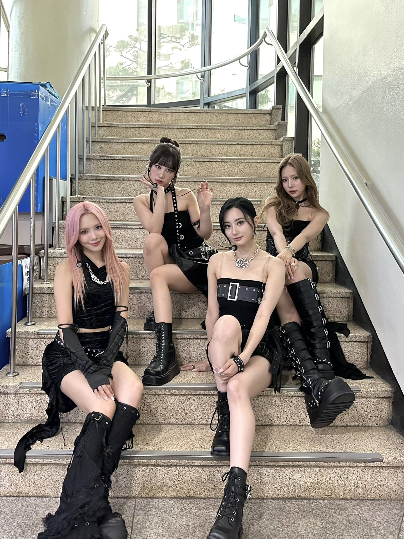 GQl2mbgaAAAKDZ2?format=jpg&name=large