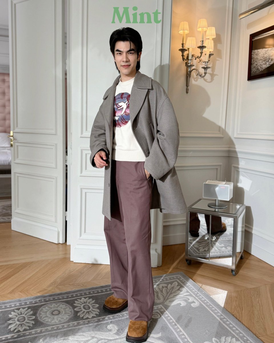ความหล่อส่งตรง! #MintReports พาส่องลุคหนุ่ม #มายภาคภูมิ House Ambassador ของประเทศไทย ก่อนที่จะเดินทางไปร่วมชมแฟชั่นโชว์ Dior Men's Summer 25 ที่จัดขึ้นในวันนี้ เวลา 20:00 น. ตามเวลาไทย ลุคนี้ของพี่มายถูกใจกันไหม 💚

🎬 ชมไลฟ์ mintmagth.com/fashion/live-s…

#MilePhakphum 
#DiorSummer25
