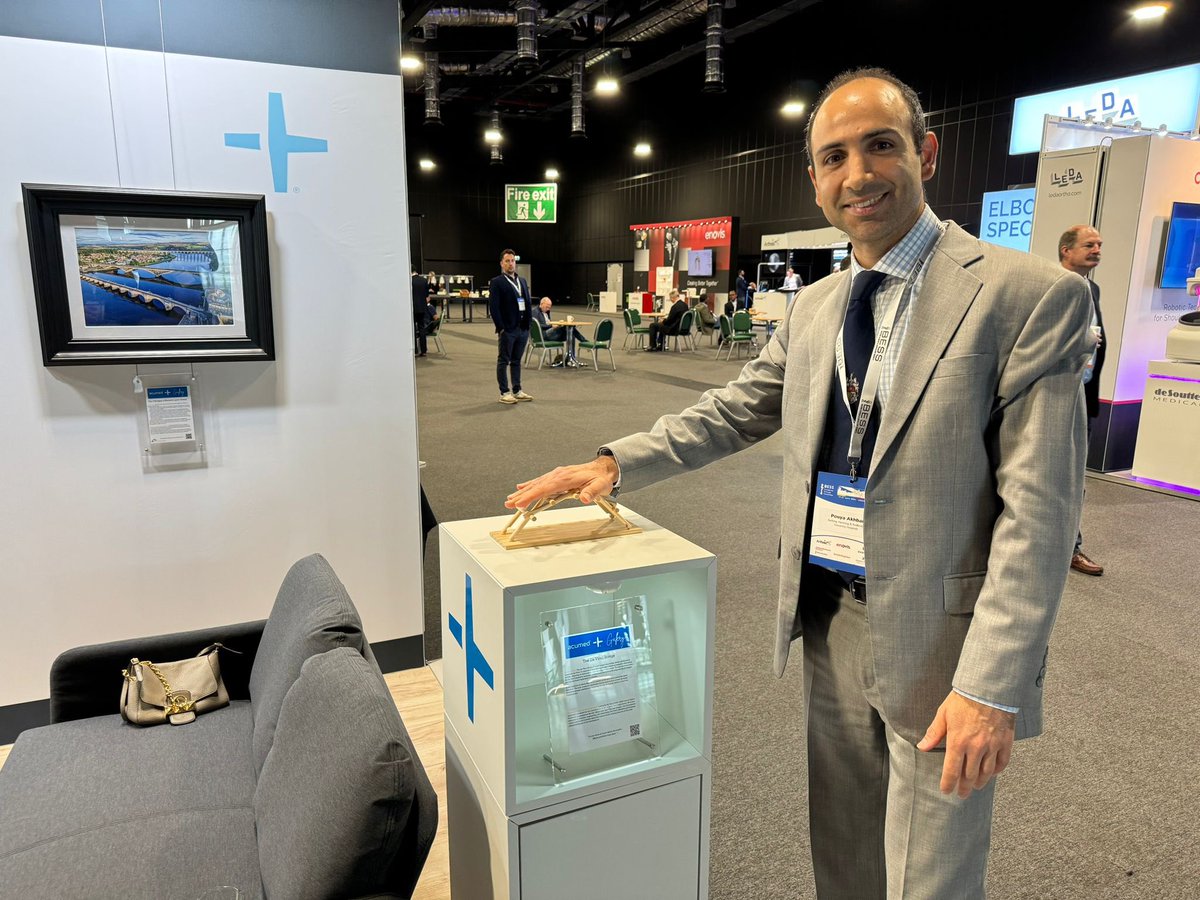 Pouya Akhbari BSC, MBBS, MSc, FRCS, MD (@orthopouya) on Twitter photo Using the Da Vinci Bridge to demonstrate a construction that is stable in compression and is similar to the technique used to fix and stabilise a distal humerus fracture <a href="/bessconference/">British Elbow & Shoulder Society</a>. Using the Da Vinci Bridge to demonstrate a construction that is stable in compression and is similar to the technique used to fix and stabilise a distal humerus fracture <a href="/bessconference/">British Elbow & Shoulder Society</a>.