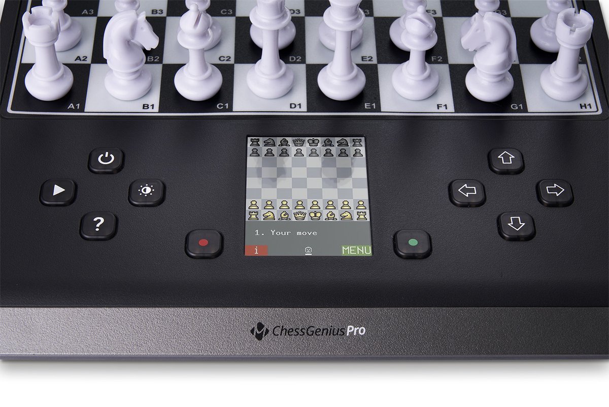 ChessAndBridge's tweet photo. ChessGenius Pro 2024 back  in stock and more great offers: https://t.co/Ec2sJDy31j #chess #chesscomputer #chessplayer #chessmaster #chesslover #chessboard #chessgame #chesssoftware #chesstech https://t.co/F7EoSioH1E