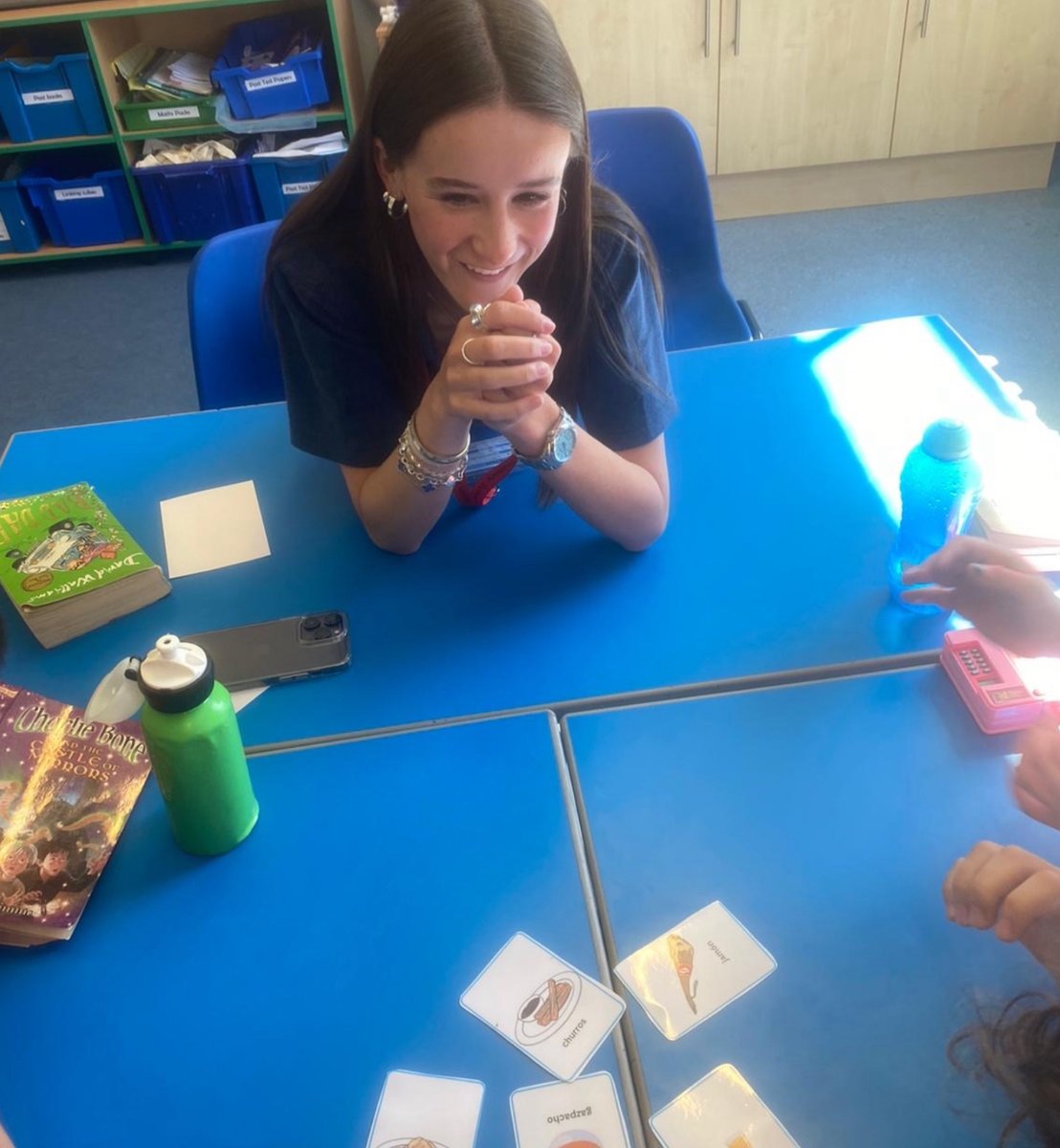 Leys School MFL Dept tweet media