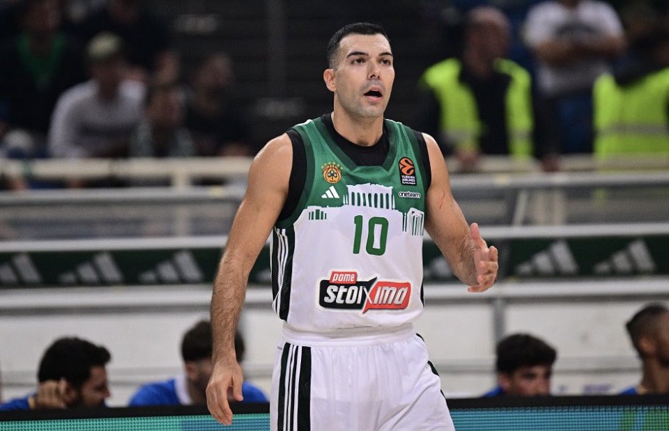 rip_it_all's tweet photo. Κώστας                             Κωστάκης

#OlympiacosBC https://t.co/XWHmMtIiqr