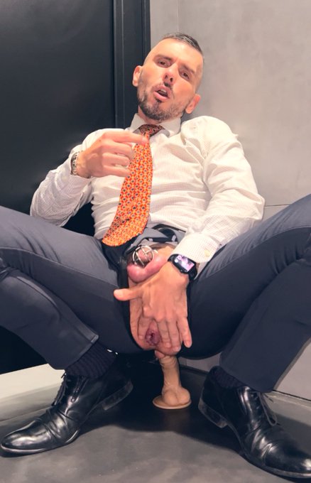 Got horny in the office 🏢 and had to play with my mancunt 🍑 after the business 👨&zwj;💼meeting   @werther1_men<a href="/tag/bkk"class="tags"><span>#bkk</span></a><a href="/tag/sissy"class="tags"><span>#sissy</span></a><a href="/tag/hombres"class="tags"><span>#hombres</span></a><a href="/tag/officesex"class="tags"><span>#officesex</span></a><a href="/tag/arschfotze"class="tags"><span>#arschfotze</span></a><a href="/tag/socksfetish"class="tags"><span>#socksfetish</span></a>