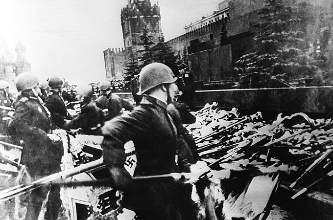 pycpim's tweet photo. The solemn ceremony of tossing down the Nazi banners during the Red square Victory Parade on June 24, 1945 is one of the most heart-piercing moments in history. It was a triumph of the victorious Soviet people led by Stalin, who defeated Nazi Germany in World War II. #USSR #WWWII https://t.co/poQkLLpMfV