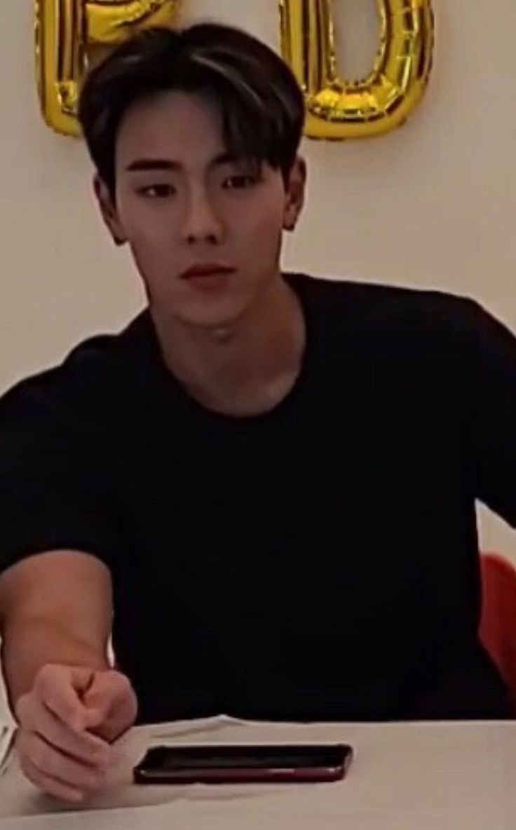 nunu__ym's tweet photo. 아 남자냄새 개쩔어서 질식할것같음 https://t.co/pV4ammDZPf
