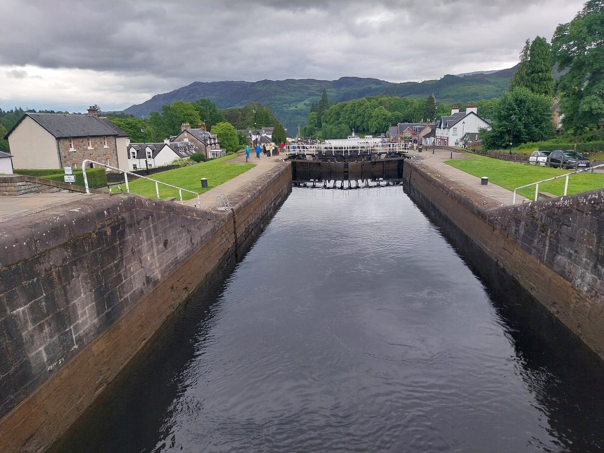 Privileged that I get to work in locations like this #Caledoniancanal #fortaugustus Vibrant activity with boats, people and 200yr old assests.#canalengineering #canalmagic <a href="/scottishcanals/">Scottish Canals</a>