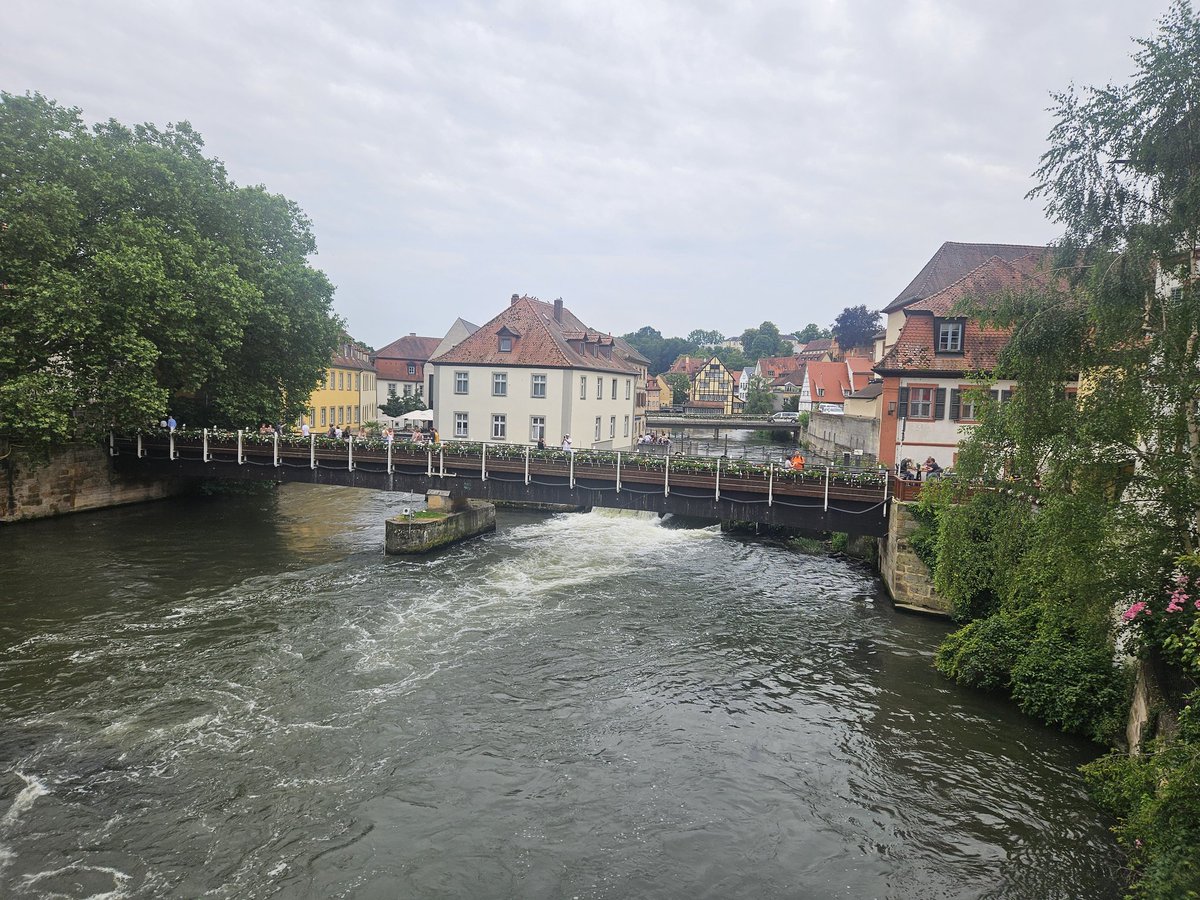 My apologies! I'm a little behind on getting out pictures from Bamberg! 
It is a fantastic city. Take a look!
(A thread)
#fzgermanytrip2024

<a href="/fzefrau/">Frau WeigeltFerguson</a> 
<a href="/gomitgodsil/">Herr Godsil</a> 
<a href="/FrauVanJura/">Frau Van Jura</a>