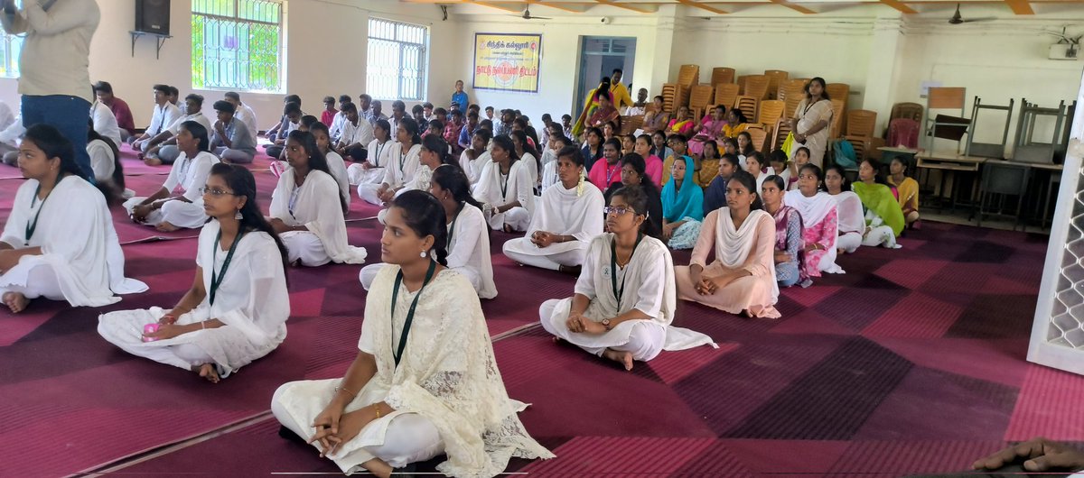 NITHYANANDAND's tweet image. #cscPeYoga #CSCYogaWithFamily 
#YogaForSelfAndSociety #IDY2024 
@moayush @CSCegov_ @cscSPV_Heaith
@csc_south 
International Yoga Day -2024
Csc I&apos;d: 466574620016
Thiruvallur District