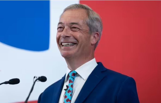 voteleavedorset's tweet photo. BORN ON 4th JULY: 

This man was born to be a leader.  This man was born to put his country &amp; its people first.  He has stood up for us for decades against all the odds.  

This man was born to be Prime Minister. 

@Nigel_Farage #VoteReform https://t.co/bWZNWH0wur