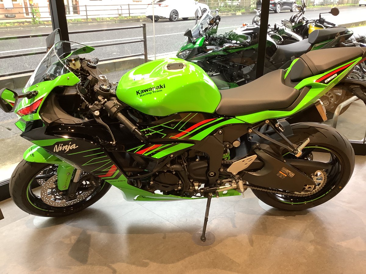 １尺６寸、ケヤキくり抜き胴。皮＝新品 1尺6寸、ケヤキくり抜き胴。皮＝新品 太鼓 | 太鼓の通販なら和