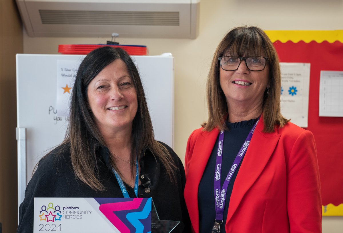 Platform Housing Group (@platformhousing) on Twitter photo ๐ Celebrating our unsung heroes! ๐ Sue Turner from Worcester won the Community Partnership Award at our #CommunityHeroesAwards. Her work at <a href="/CranhamPrimary/">Cranham Primary School and Cranberries Nursery</a> has truly transformed lives ๐ Thank you to our sponsors <a href="/TravisPerkinsCo/">Travis Perkins</a> & @nationwideW
FMI: ow.ly/E0Z950Smipg ๐ Celebrating our unsung heroes! ๐ Sue Turner from Worcester won the Community Partnership Award at our #CommunityHeroesAwards. Her work at <a href="/CranhamPrimary/">Cranham Primary School and Cranberries Nursery</a> has truly transformed lives ๐ Thank you to our sponsors <a href="/TravisPerkinsCo/">Travis Perkins</a> & @nationwideW
FMI: ow.ly/E0Z950Smipg