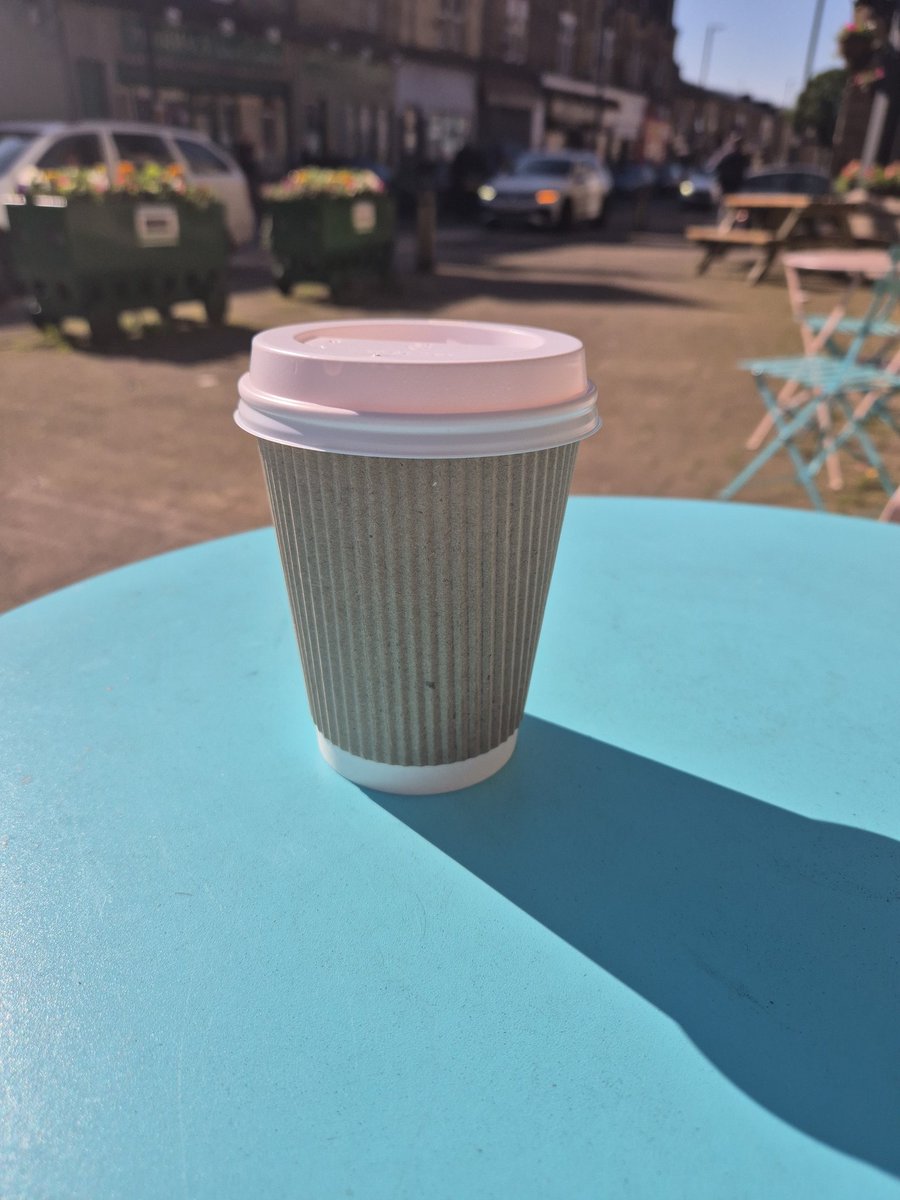 Claire Ingle ๐ฒ๐น/๐ด๓ ง๓ ข๓ ท๓ ฌ๓ ณ๓ ฟ (@clairework2) on Twitter photo A cuppa in the sunshine at last! A cuppa in the sunshine at last!