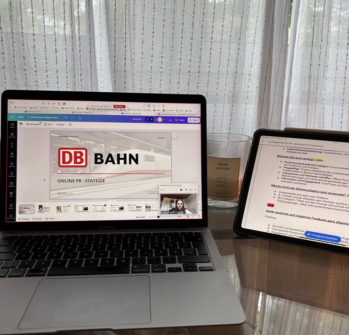 Endspurt ist angesagt! 
Morgen findet endlich unsere Abschlusspräsentation statt, bei der wir nun endlich zeigen können, was die PR der <a href="/DB_Presse/">Deutsche Bahn AG</a> drauf hat, oder auch eben nicht🤔

<a href="/boehmer_jana/">Jana Böhmer</a> <a href="/KallenbachJulia/">Julia Kallenbach</a> <a href="/WeiglYasmine/">Yasmine</a> <a href="/YasharAzad/">Yashar Azad</a> 

#apPRoved #endspurt