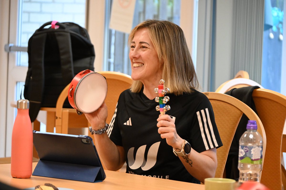 It’s World Music Day today! 🎵

At Fulham Memories recently we celebrated the power of music with everyone taking part to create all sorts of sounds. Engaging with music can be positive for our mind, body and soul. 🎶🤍

#FulhamFamily #WorldMusicDay