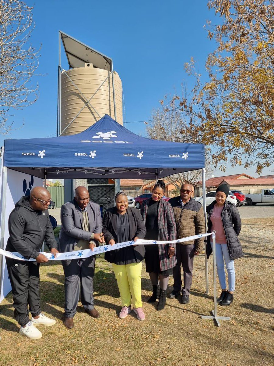It is estimated that 70 million litres of treated clean, drinkable water is lost daily as a result of leaks that characterise South Africa’s water piping system. With water scarcity a looming crisis – these boreholes that <a href="/SasolSA/">Sasol</a> donated will better the lives of our communities.