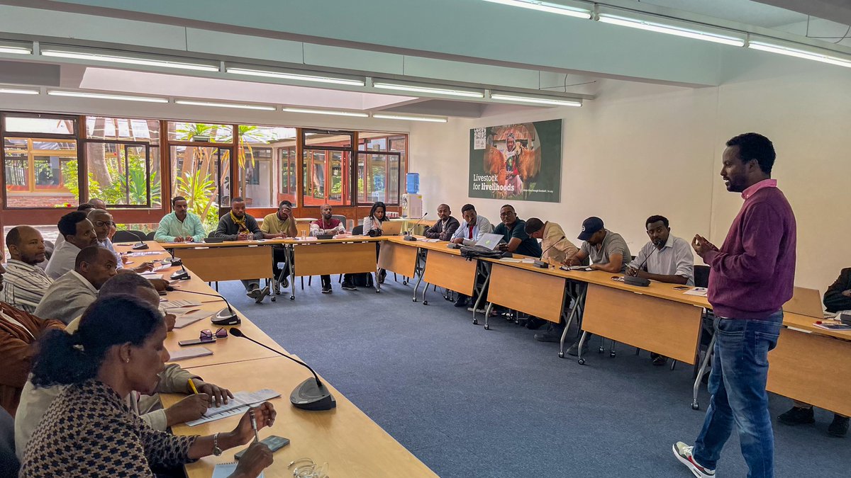 Effective communication strategies tailored to local cultural and social contexts help spread valuable information about climate-smart innovative practices that improve farmers' resilience to climate change.

AICCRA 🇪🇹 collaborates with <a href="/CGIAR/">CGIAR</a>'s Mixed Farming System, Ukama