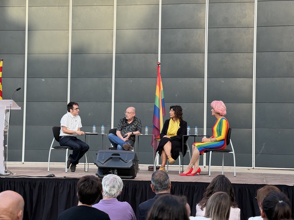 govbarcelona's tweet photo. 🏳️‍🌈 La vegueria de #Barcelona ha celebrat el Dia Internacional per a l'Alliberament LGBTI+ a #Vallromanes posant el focus en el sexili.

Ahir, l’acte institucional del #28J va comptar amb una taula rodona sobre la realitat del col·lectiu al món rural.

🔗 https://t.co/cfXJdNeWHD https://t.co/cxwJughd2l