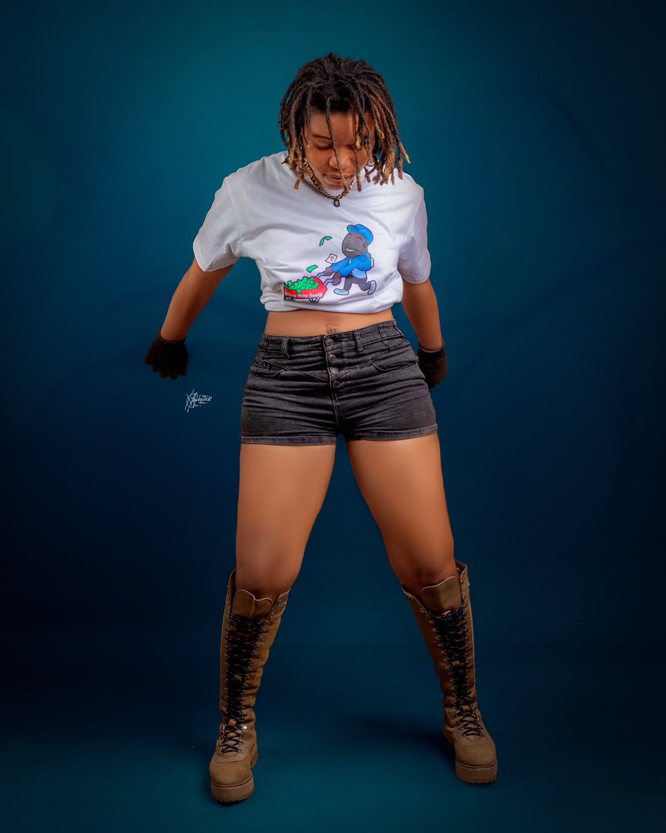 youngmoneysinn0's tweet photo. Come and fall in love with yourself with our finest collection of Garb at a cool price nowπ€π½ποΈπ #NewGarb #Beib3 #Clothing #ClothingLine #ClothingStyle #Ceo #YoungMoneyGh #YoungMoneysInn #YoungMoneyTeam #Diva #Model #Photography #Fashion #Fashionist #Ghana #Worldwide https://t.co/hu3gwQl3Pe