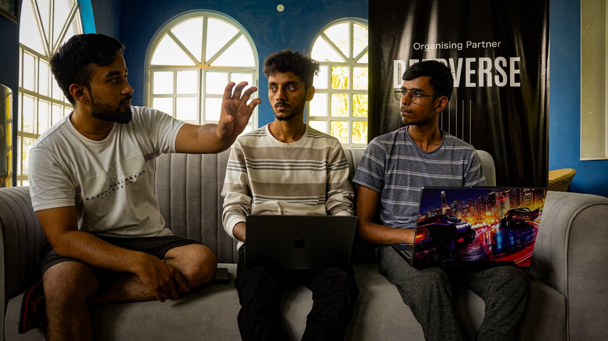 Day 3- The Demo Day of MANTRA Hackers Hideout. 

Started the day with final sync-up and updates. 

Builders are all set for the demo day.