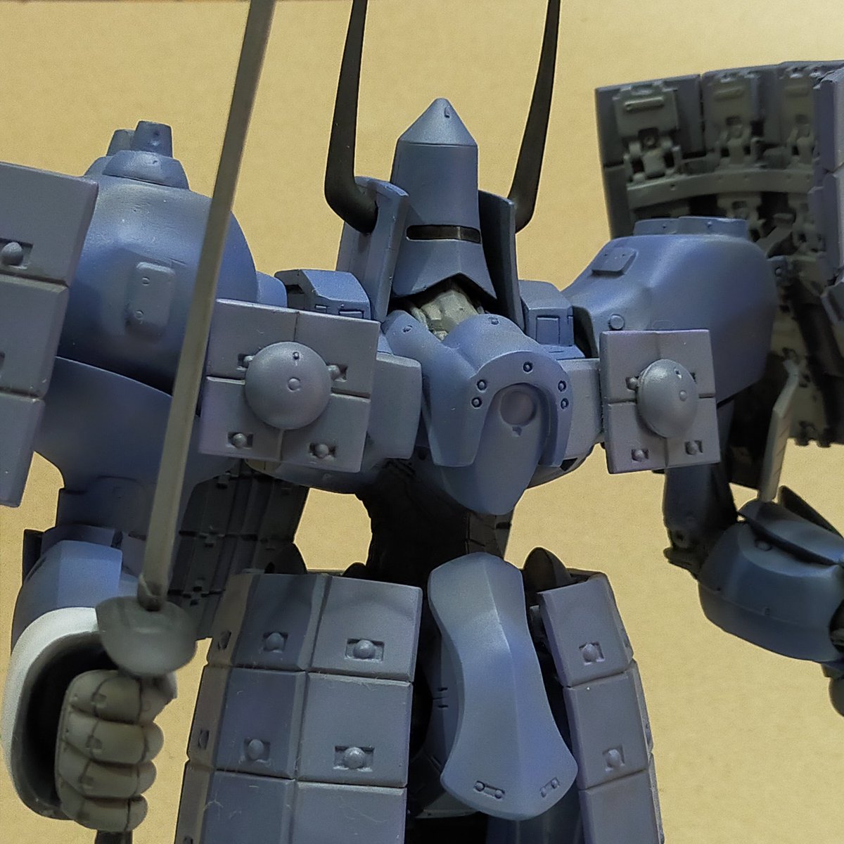 ファイブスター物語(FSS) 青騎士(ブルーアーマー) 完成です グレー