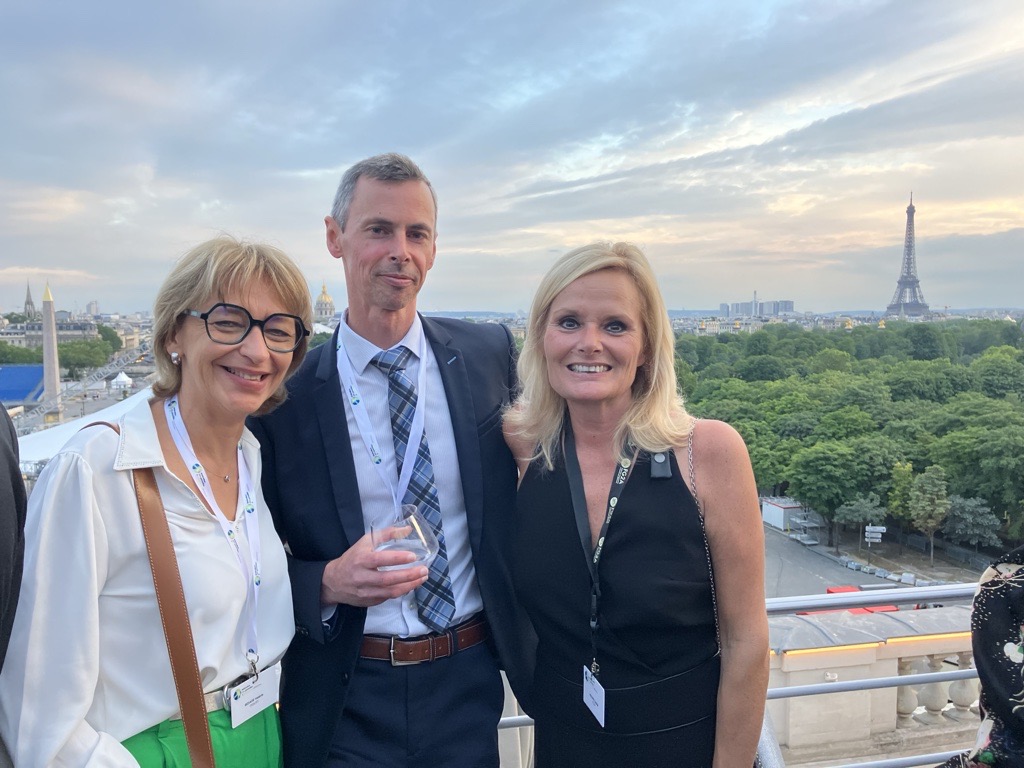 M A  G I Q U E - Soirée annuelle <a href="/FG2A_France/">FG2A</a> avec les professionnels de l’assurance affinitaire réunis à l’Automobile club de France. Echanger, rencontrer, débattre des enjeux « transformation de l’assurance » et ceci dans un cadre magique...vue sur la Tour Eiffel.✨
#fg2a