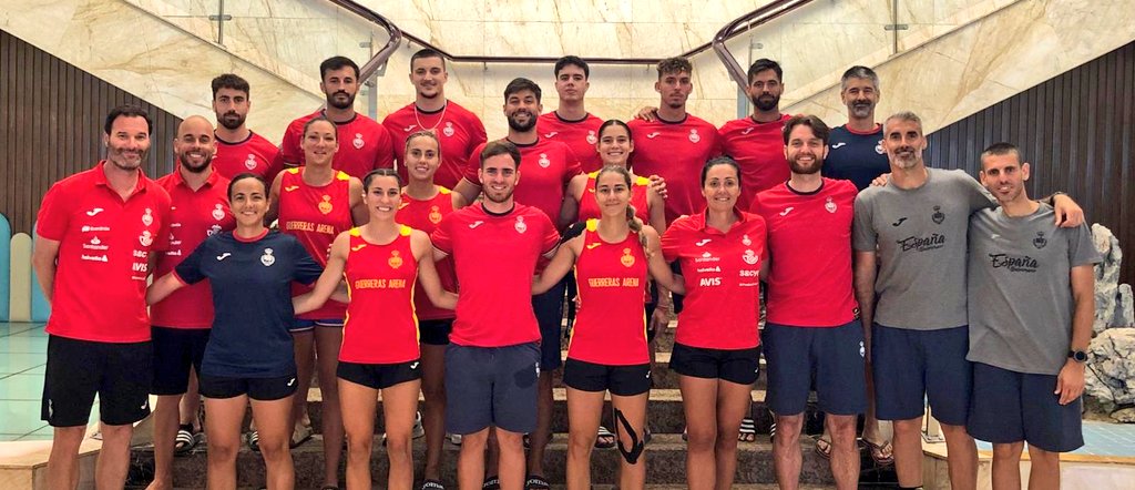 📸 ¡Fotón de familia desde Pingtan 🇨🇳 con 𝐧𝐮𝐞𝐬𝐭𝐫𝐨𝐬 𝐫𝐞𝐩𝐫𝐞𝐬𝐞𝐧𝐭𝐚𝐧𝐭𝐞𝐬 𝐚𝐧𝐝𝐚𝐥𝐮𝐜𝐞𝐬 en el 𝑀𝑢𝑛𝑑𝑖𝑎𝑙 𝑑𝑒 𝐵𝑎𝑙𝑜𝑛𝑚𝑎𝑛𝑜 𝑃𝑙𝑎𝑦𝑎 #China2024!

¡Os seguimos desde la distancia! 💚

#OrgulloAndaluz