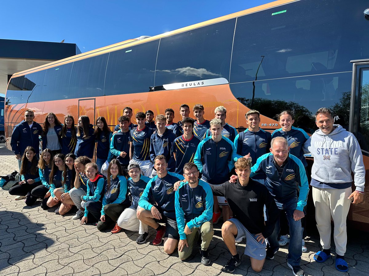 Atletisme_FCA's tweet photo. 👏 La selecció catalana sub 18 viatja a Pontevedra per competir al Campionat d’Espanya per federacions.
🚀 Un molt bon equip per defensar el títol aconseguit la temporada passada i lluitar amb conjunts molt potents.
✍️ https://t.co/Jen6PVK52A https://t.co/rCpSL33b6s