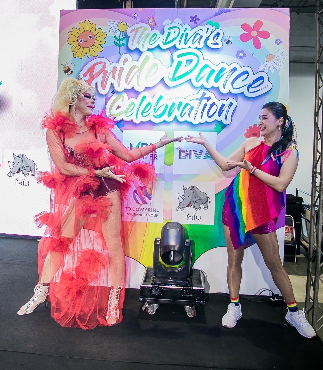 TMLThailand's tweet image. เดือนไพรด์ปีนี้ เมื่อวันที่ 16  มิถุนายน 2567  โตเกียวมารีนประกันชีวิต ร่วมสนับสนุนมาในกิจกรรมเดือนแห่งความหลากหลายและอิสระแห่งการแสดงออกภายใต้ธีม งาน THE DIVA’S BLOOMING PRIDE DANCE CELEBRATION 2024 กับ The Diva Thailand 

#TMLTH #PrideMonth #RespectDifferences