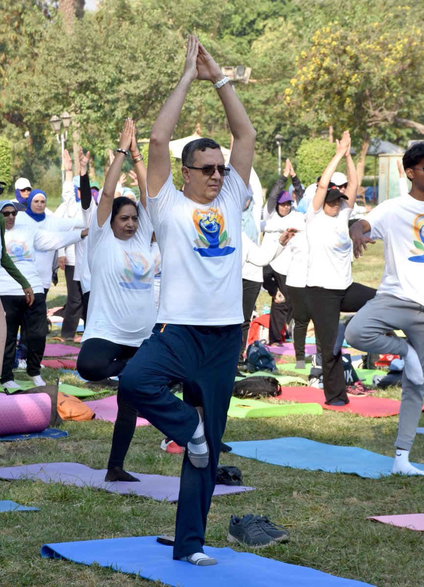 indembcairo's tweet photo. Welcoming IDY participants, Amb @AjitVGupte highlighted that #Yoga can ensure physical and mental well-being at individual level. He pointed out that Yoga is for body, mind and soul. It unleashes one's inner strength.

He noted surging popularity of Yoga across Egypt.

#IDY2024 https://t.co/1IGQdQ986s